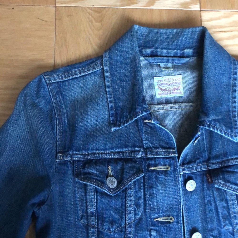 Levi’s denim jacket - Picture 3 of 4